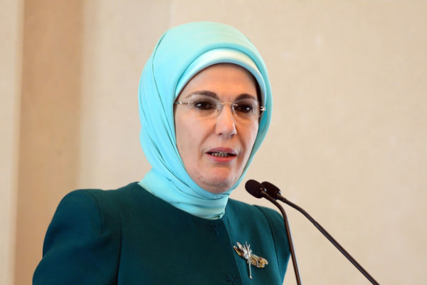 Əminə Ərdoğan Azərbaycan xalqını təbrik edib